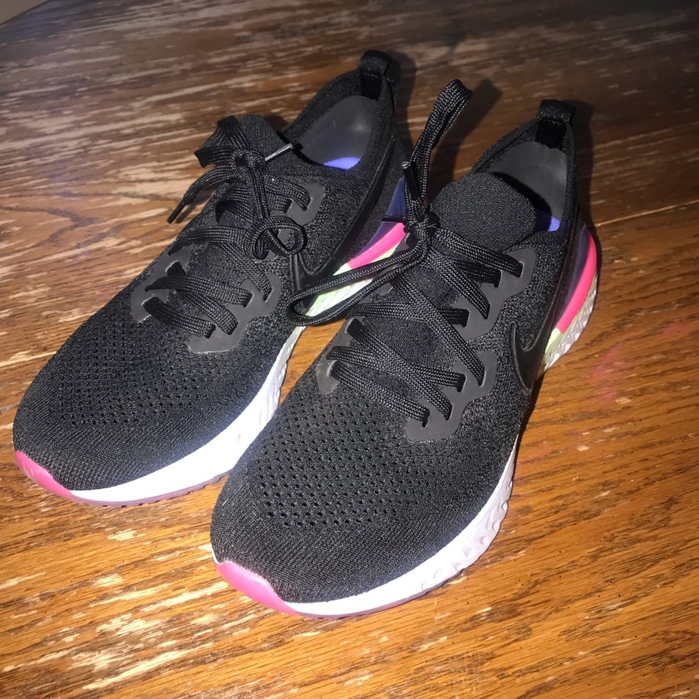 Nike Epic React Flyknit 2